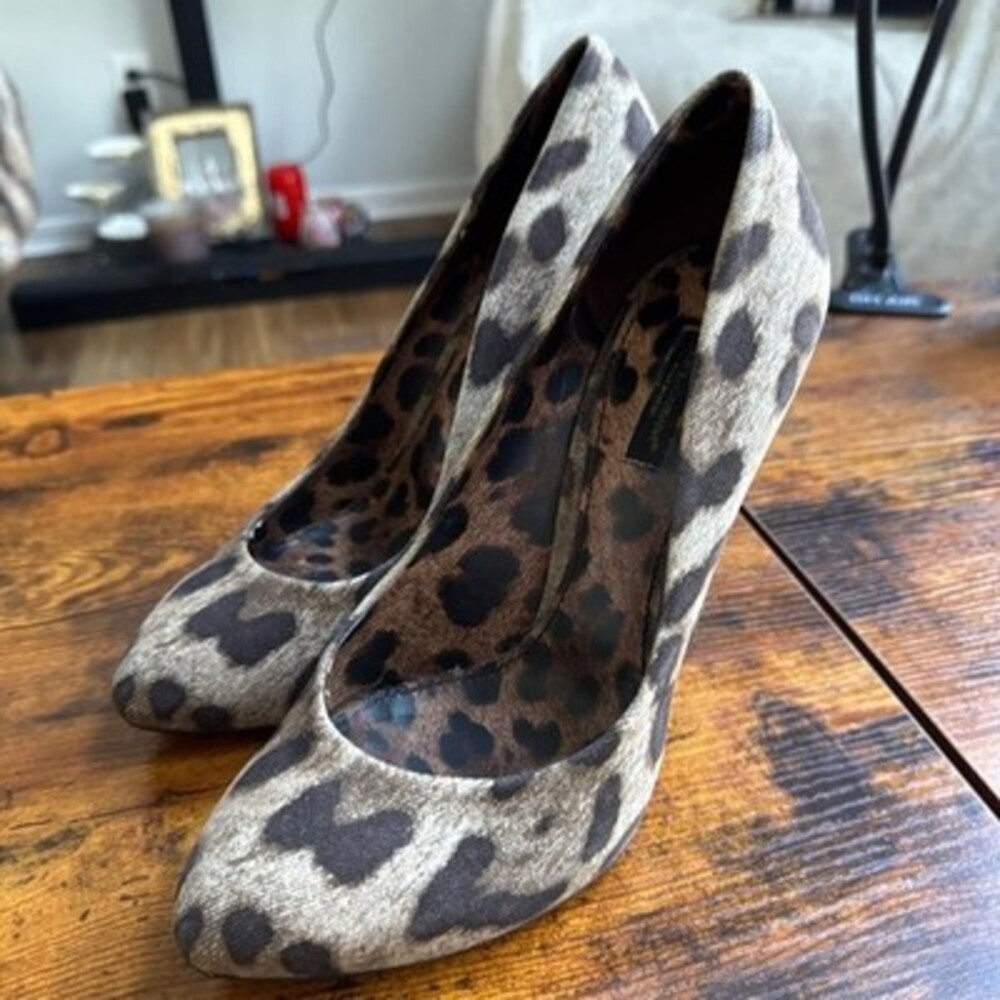 Dolce & Gabbana Leopard Print Canvas Pointed Toe Pumps